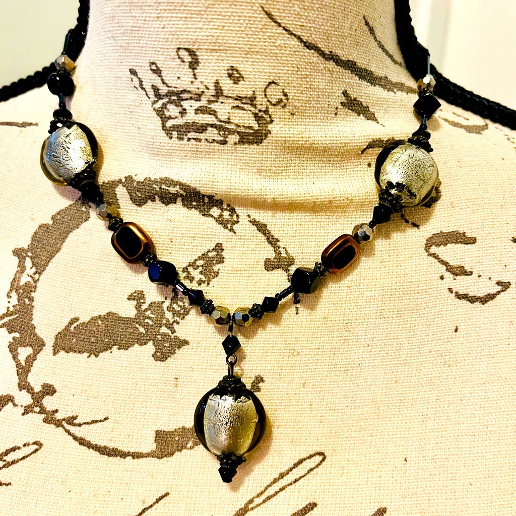 Vintage Venetian Murano Copper Gold Silver Foil Black Bead Necklace 16-18 54$